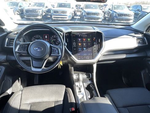 Used 2023 Subaru Ascent Premium image 21