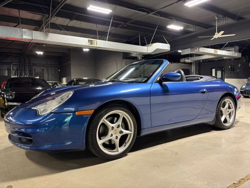 Used 2002 Porsche 911 Cabriolet image 2