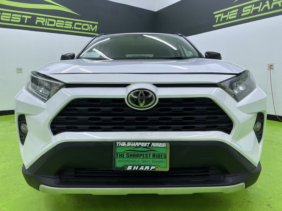 Used 2021 Toyota RAV4 LE FWD image 3