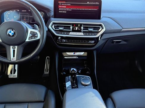 Used 2024 BMW X4 M40i w/ Premium Package image 9