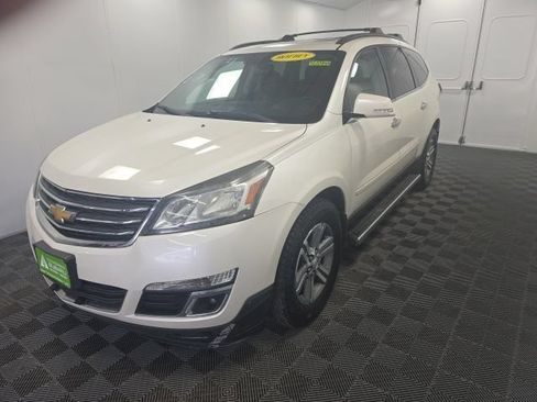 Used 2015 Chevrolet Traverse LT AWD/4WD image 3