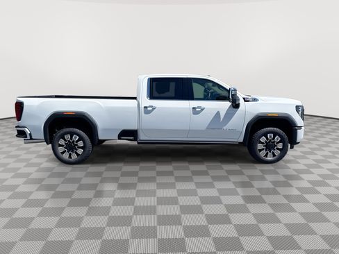 New 2026 GMC Sierra 3500 Denali w/ Denali Reserve Package AWD/4WD image 9