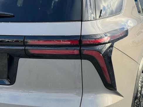 New 2026 Chevrolet Traverse Z71 w/ Enhanced Driving Package image 23