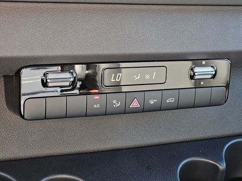 New 2025 Mercedes-Benz Sprinter 2500 image 20