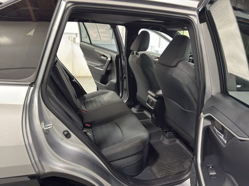 Used 2023 Toyota RAV4 SE w/ Weather & Moonroof Package AWD/4WD image 25
