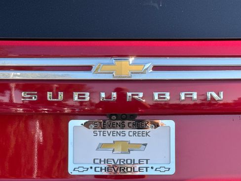 Used 2023 Chevrolet Suburban High Country AWD/4WD image 46