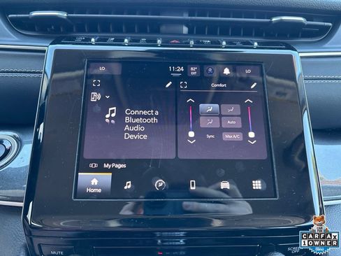 Used 2023 Jeep Grand Cherokee Laredo AWD/4WD image 61