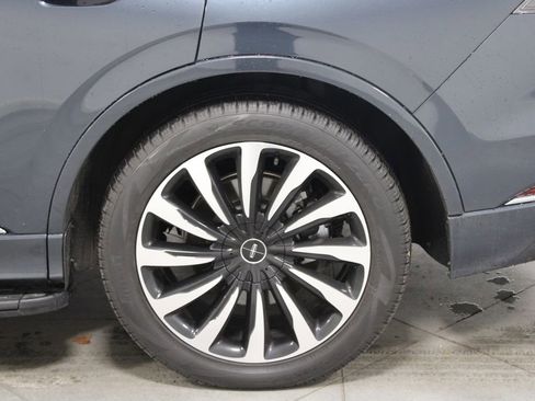 Used 2023 Lincoln Aviator Black Label Grand Touring image 18