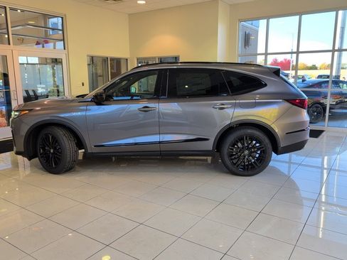 New 2026 Acura MDX A-Spec image 2