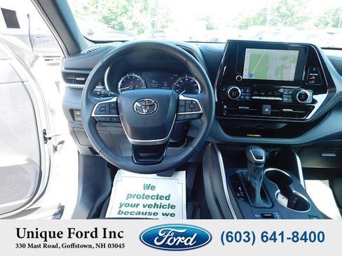 Used 2023 Toyota Highlander XSE image 14