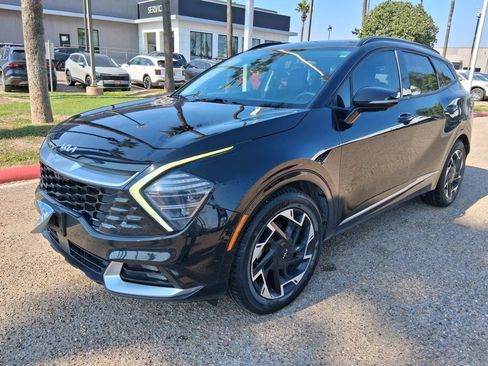 Used 2023 Kia Sportage SX image 3