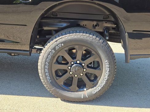 New 2026 RAM 2500 Laramie AWD/4WD image 25
