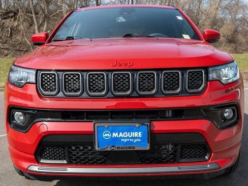 Used 2023 Jeep Compass Limited image 3