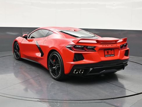 Used 2021 Chevrolet Corvette Stingray Premium Cpe w/ Z51 Performance Package image 3