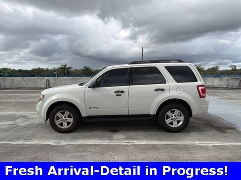 Used 2011 Ford Escape 2WD Hybrid image 25