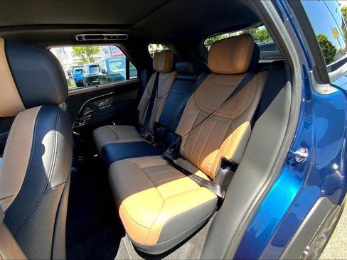 New 2025 Land Rover Range Rover Sport Autobiography AWD/4WD image 7