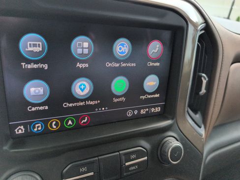 Used 2022 Chevrolet Silverado 2500 High Country w/ Z71 Off-Road Package image 34