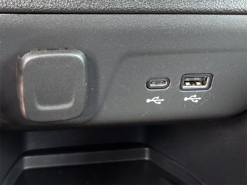 Used 2024 Chevrolet TrailBlazer LT w/ Convenience Package image 20