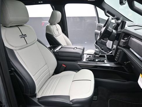 New 2023 Ford F150 Lightning Platinum image 15