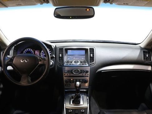 Used 2015 INFINITI Q40 AWD image 16