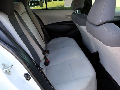 Used 2022 Toyota Corolla LE FWD image 21