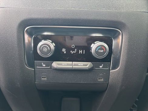 New 2026 GMC Yukon Denali w/ Sun & Power Step Package image 36