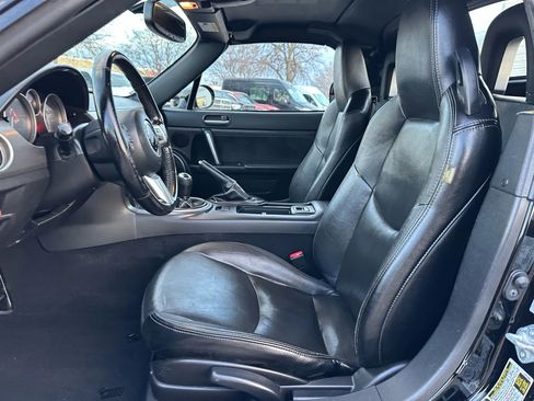 Used 2012 MAZDA MX-5 Miata Grand Touring w/ Premium Pkg image 23