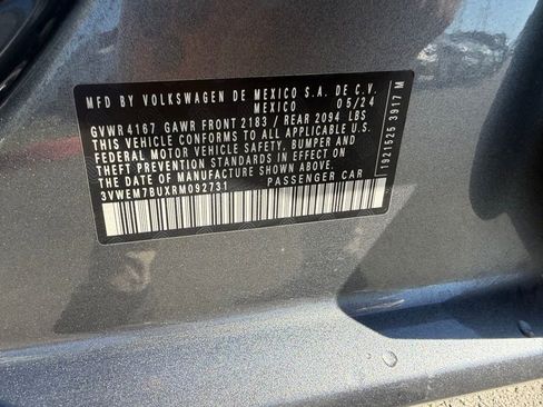 Used 2024 Volkswagen Jetta SE image 31