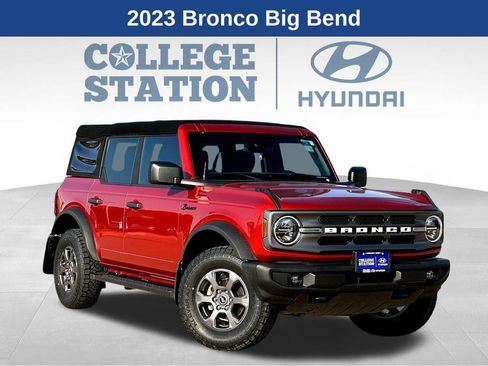 Used 2023 Ford Bronco Big Bend AWD/4WD image 1