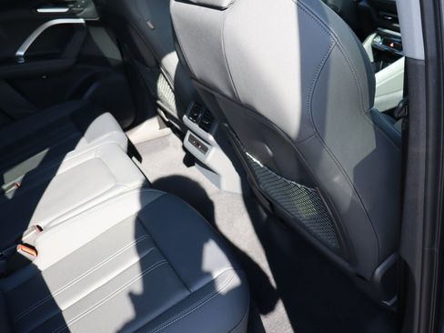 Used 2025 Audi Q5 Premium Plus w/ Premium Plus AWD/4WD image 19