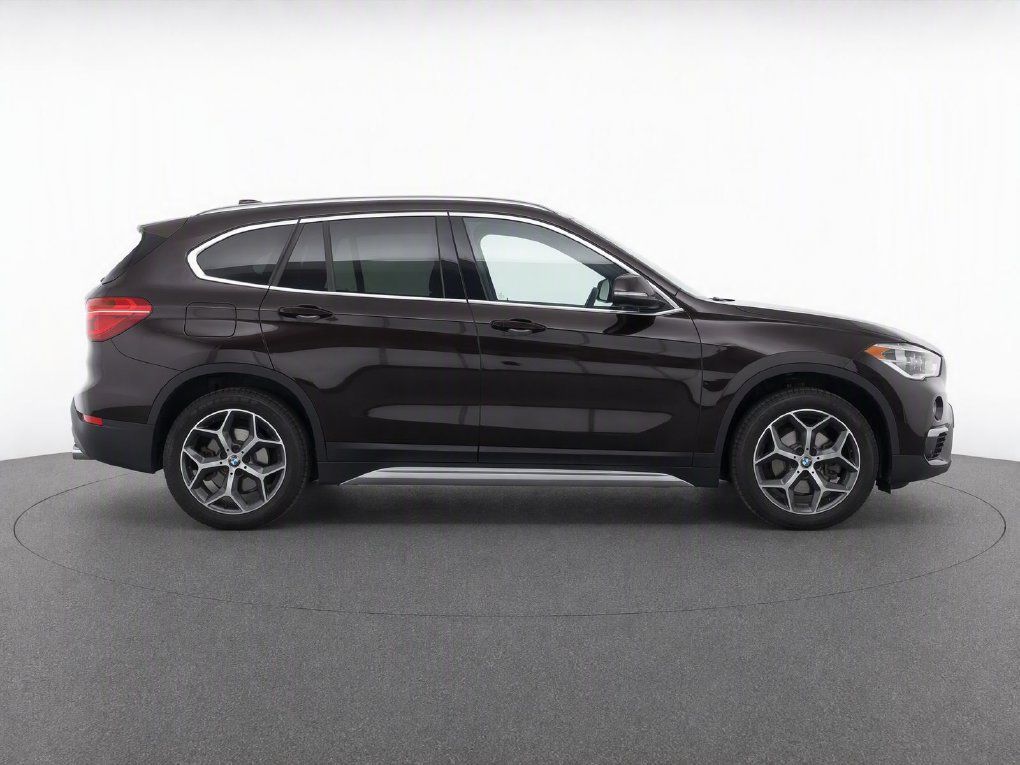 Used 2019 BMW X1 sDrive28i w/ Convenience Package FWD image 11