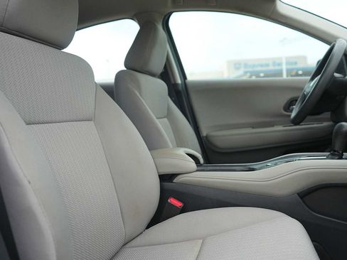 Used 2016 Honda HR-V LX image 15