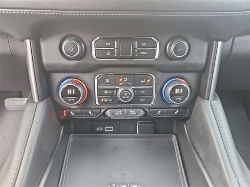 Certified 2022 Chevrolet Tahoe LT w/ Luxury Package image 18