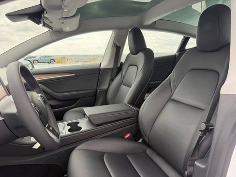 Used 2023 Tesla Model 3 Performance AWD/4WD image 13