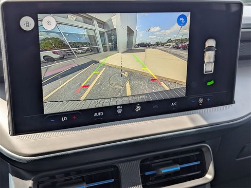 New 2025 Ford Maverick Lobo image 9