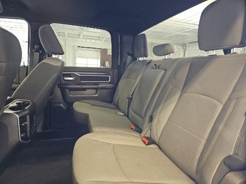 Used 2024 RAM 2500 Big Horn w/ Off Road Package AWD/4WD image 10