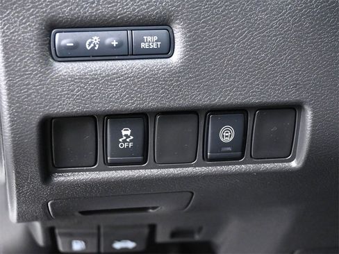 Used 2024 Nissan Murano SV w/ SV Midnight Edition Package image 5