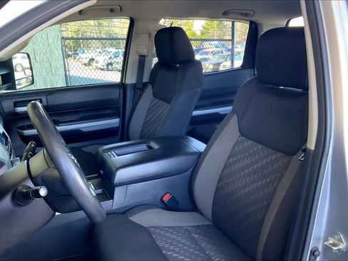 Used 2020 Toyota Tundra SR5 w/ SR5 Upgrade Package image 8