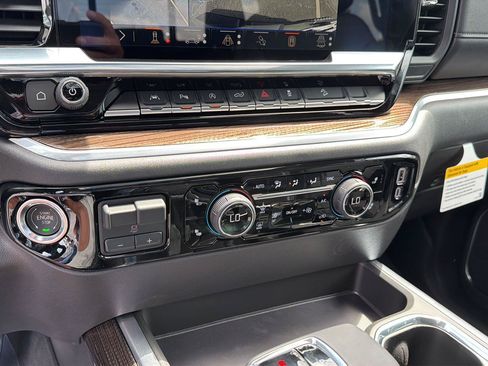 New 2026 Chevrolet Silverado 1500 LT Trail Boss w/ LT Trail Boss Premium Package AWD/4WD image 27