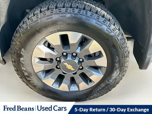 Used 2024 Chevrolet Silverado 2500 Custom w/ Custom Convenience Package image 30