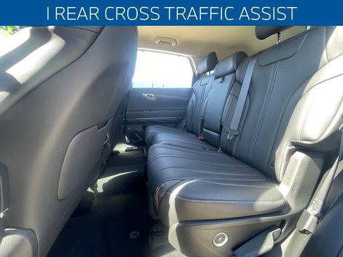 Used 2024 Genesis GV80 2.5T image 17