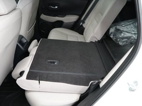 Used 2025 Honda HR-V EX-L image 50