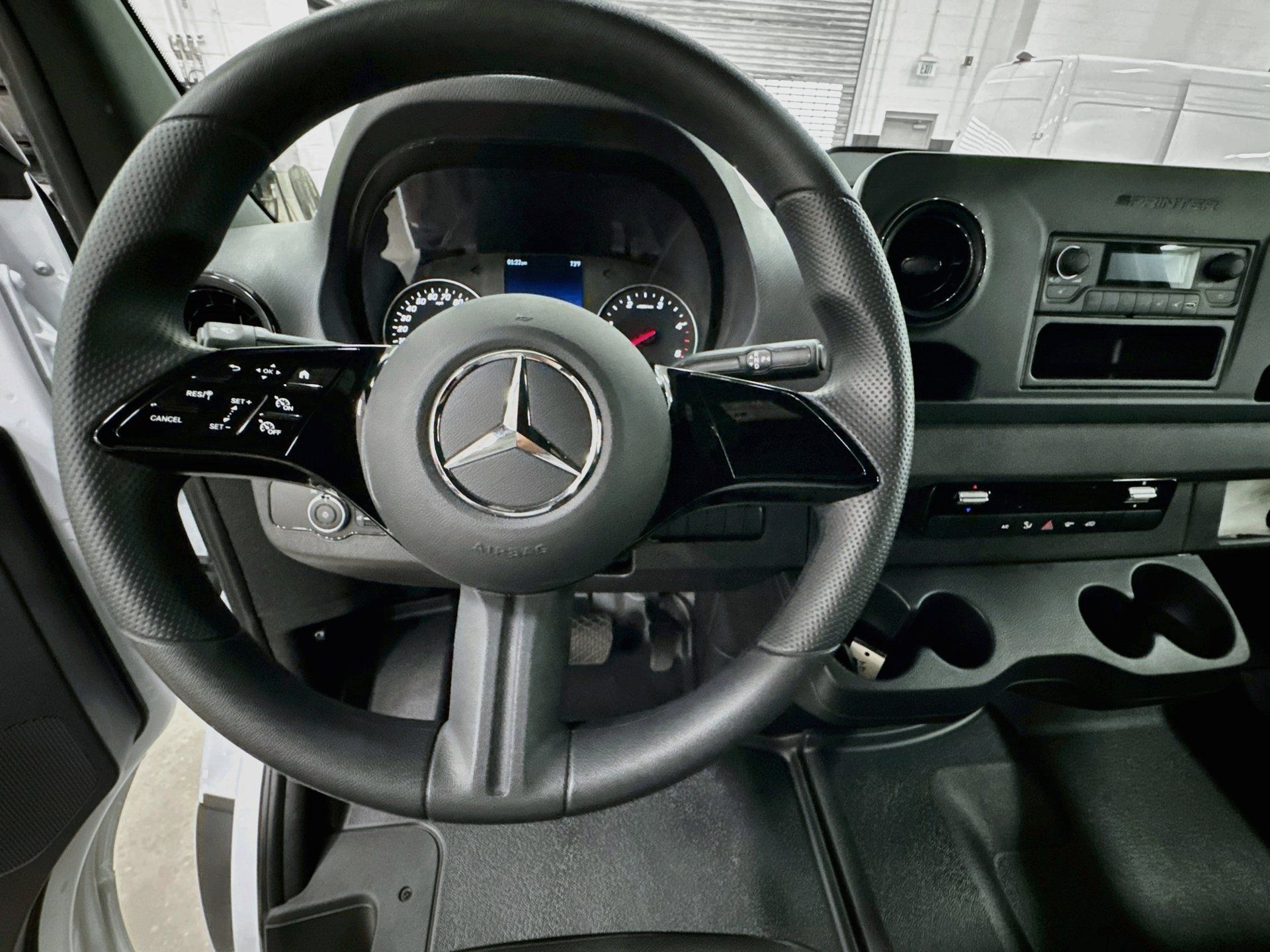 Used 2026 Mercedes-Benz Sprinter 2500 image 21