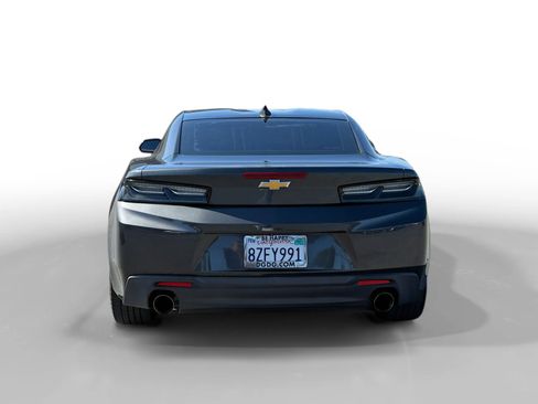 Used 2016 Chevrolet Camaro LT RWD image 4