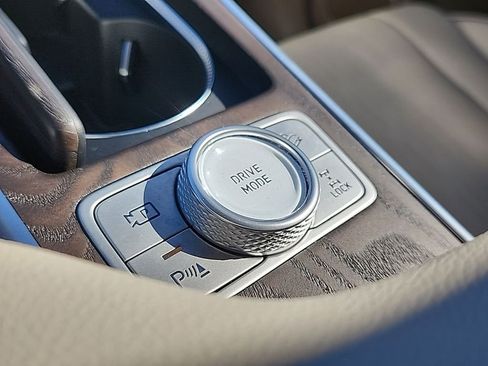 Used 2024 Genesis GV80 2.5T w/ Prestige Package image 21