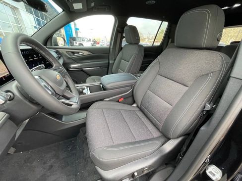 New 2026 Chevrolet Traverse LT image 23