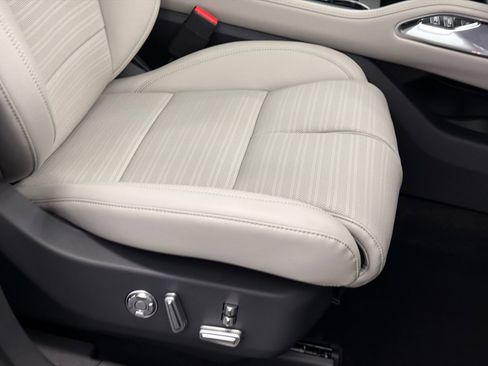 New 2026 Lincoln Nautilus Reserve image 12