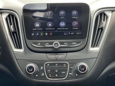 Used 2025 Chevrolet Malibu LT FWD image 30