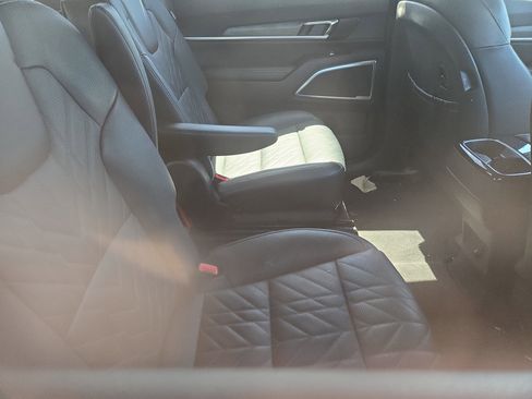 Used 2024 Kia Telluride EX X-Line image 9