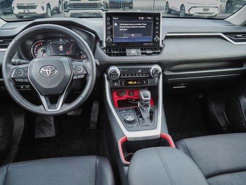 Used 2022 Toyota RAV4 TRD Off-Road AWD/4WD image 11